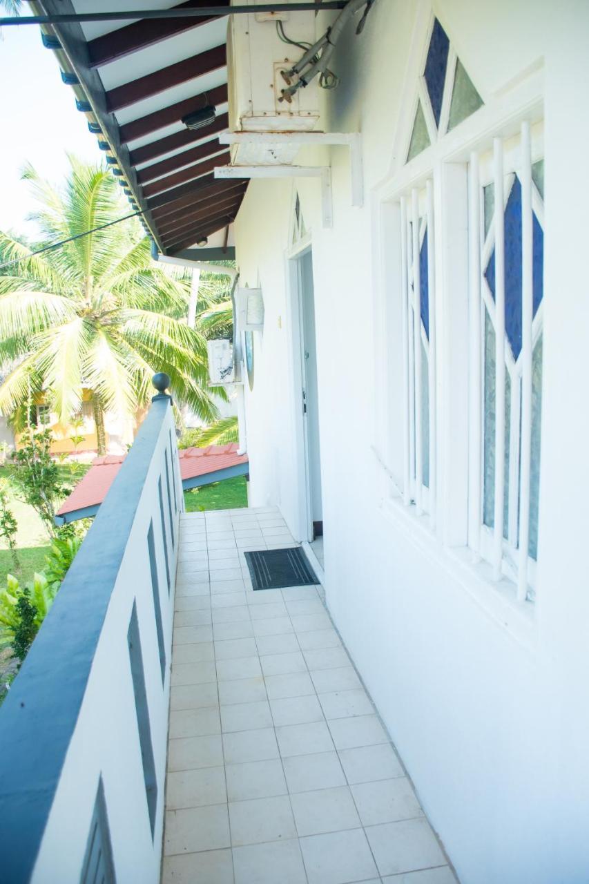 Seven Beach Villa Unawatuna Exterior photo